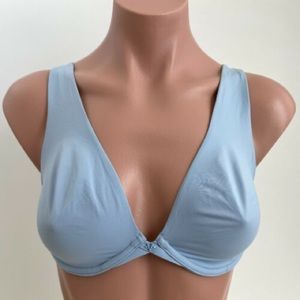 2 bras! VS Unlined Plunge